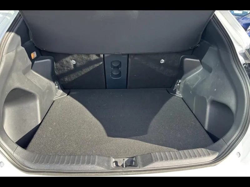 Image secondaire du véhicule 10