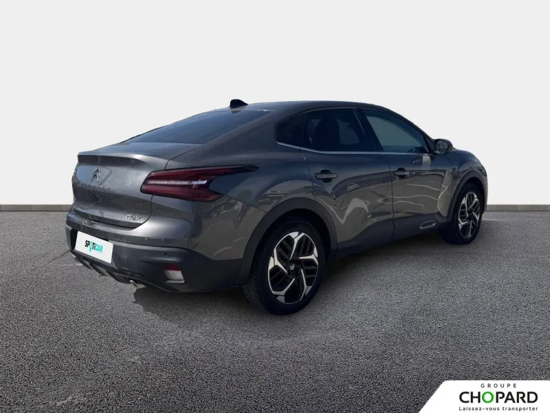 Image secondaire du véhicule 9