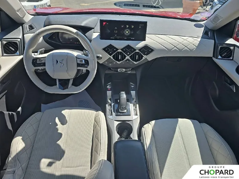 Image secondaire du véhicule 9