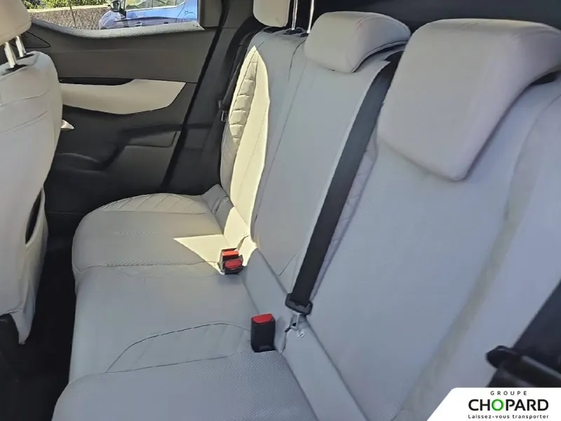 Image secondaire du véhicule 11