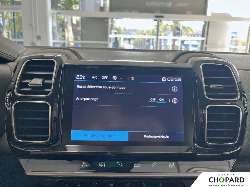 Image secondaire du véhicule 15