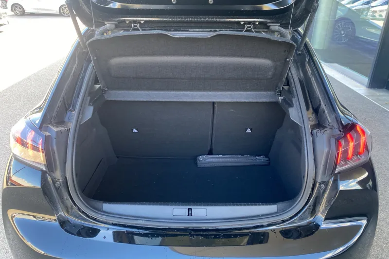 Image secondaire du véhicule 10