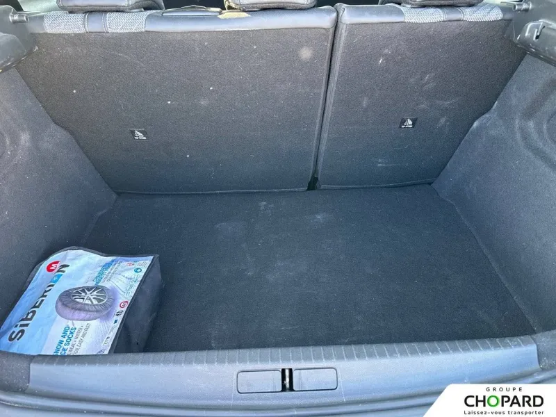 Image secondaire du véhicule 9