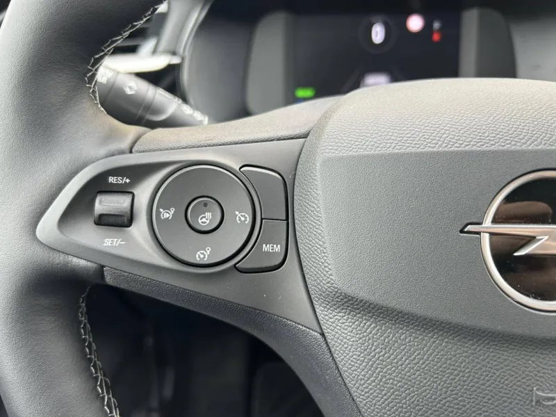 Image secondaire du véhicule 12