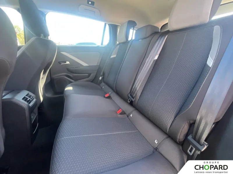 Image secondaire du véhicule 11