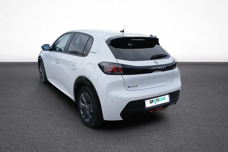 Image secondaire du véhicule 5