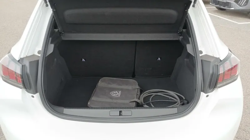 Image secondaire du véhicule 10