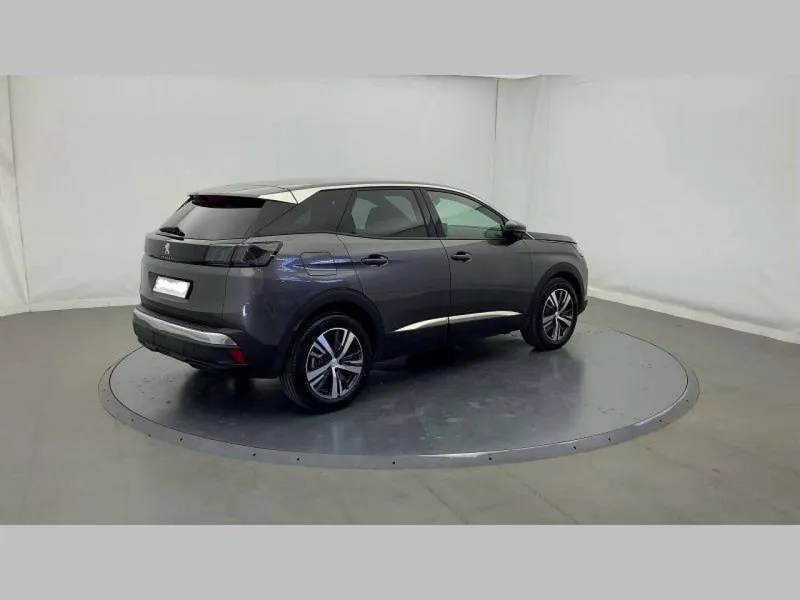 Image secondaire du véhicule 6