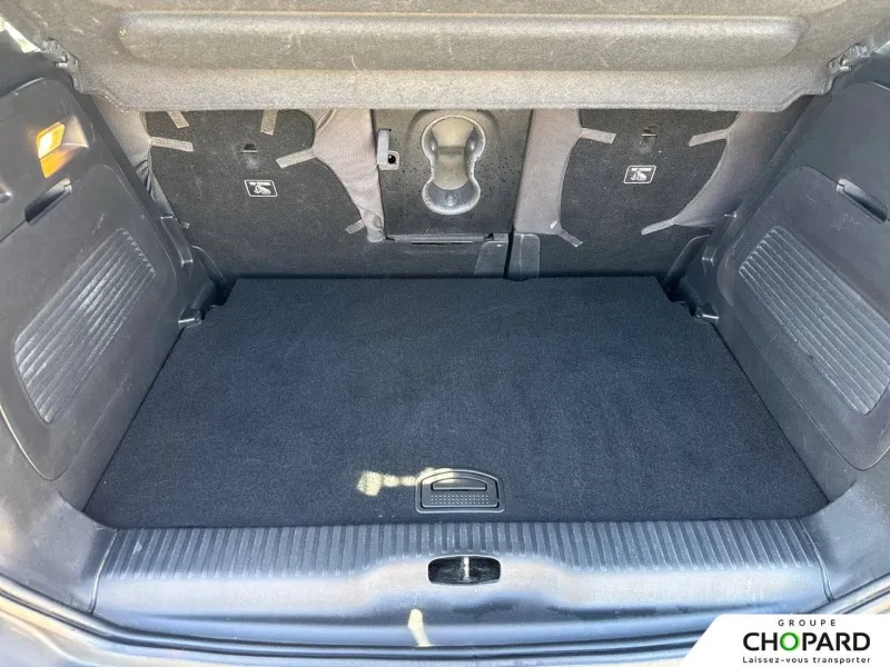 Image secondaire du véhicule 9