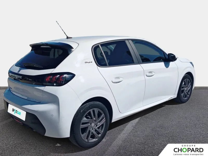 Image secondaire du véhicule 4