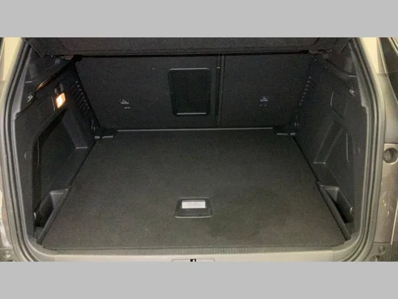 Image secondaire du véhicule 12