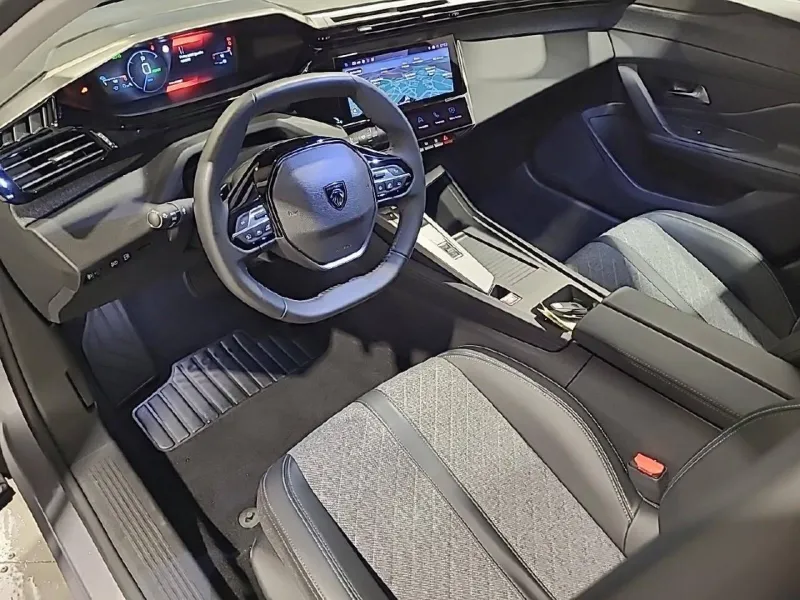 Image secondaire du véhicule 8