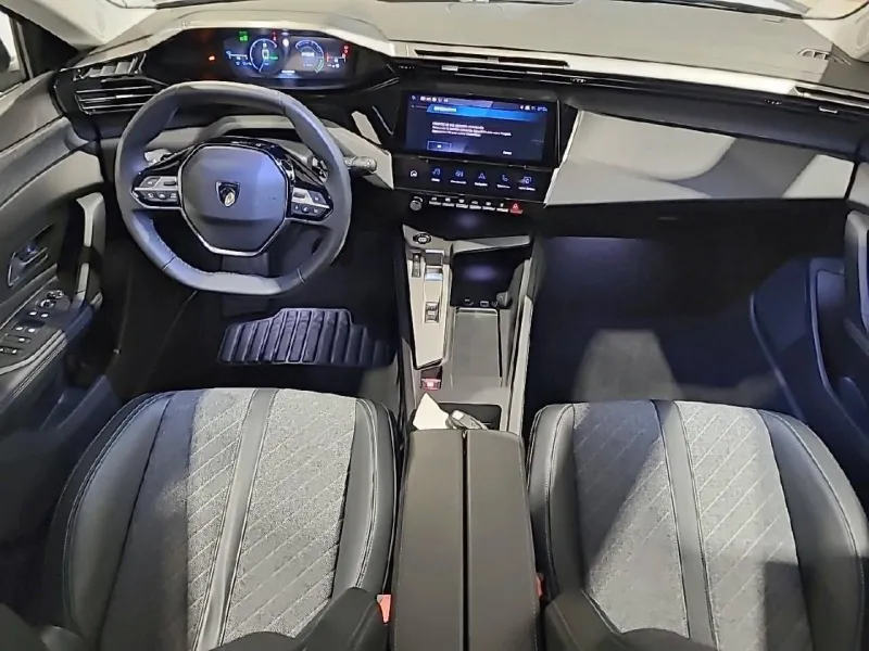 Image secondaire du véhicule 10