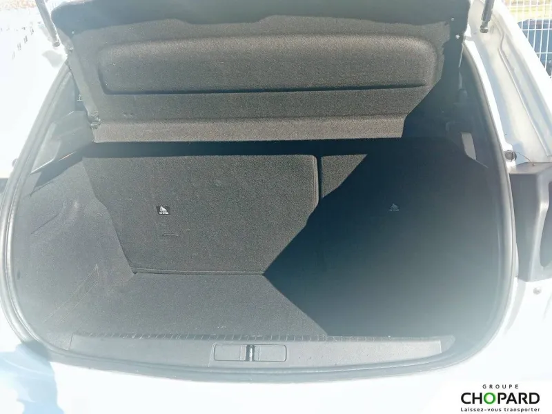 Image secondaire du véhicule 9