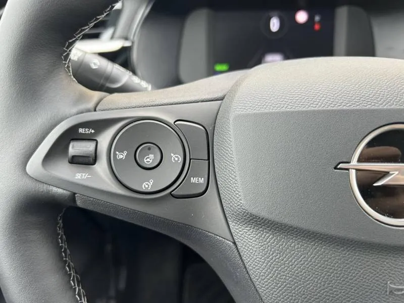 Image secondaire du véhicule 14