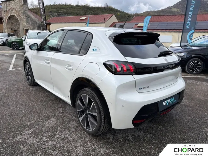 Image secondaire du véhicule 8