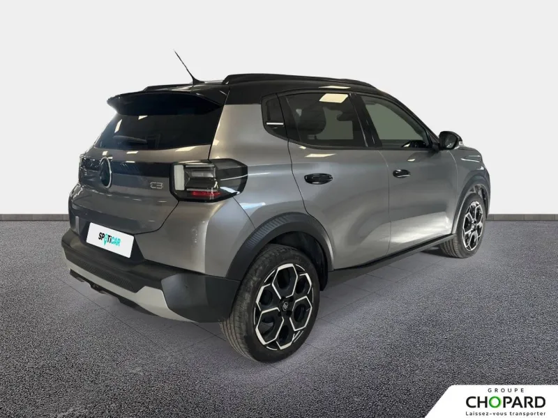 Image secondaire du véhicule 9