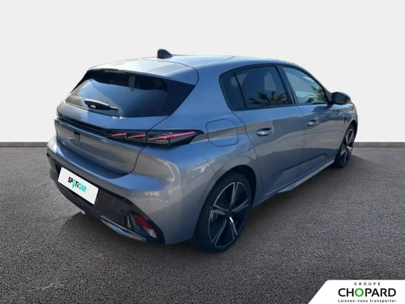 Image secondaire du véhicule 9