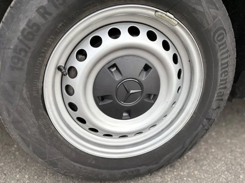 Image secondaire du véhicule 4