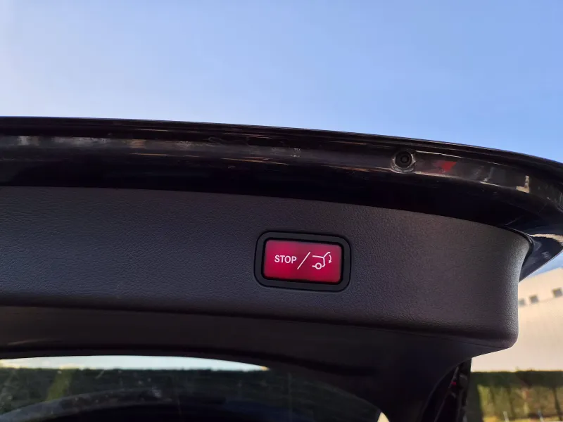 Image secondaire du véhicule 10