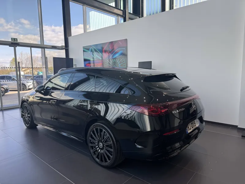 Image secondaire du véhicule 3