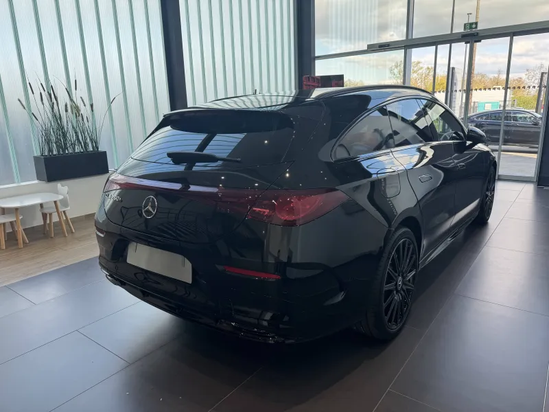 Image secondaire du véhicule 4