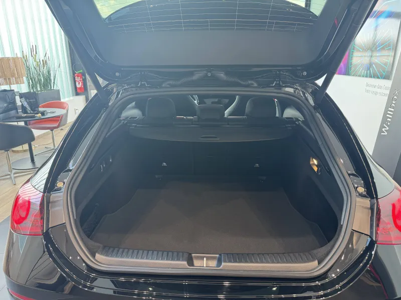 Image secondaire du véhicule 10