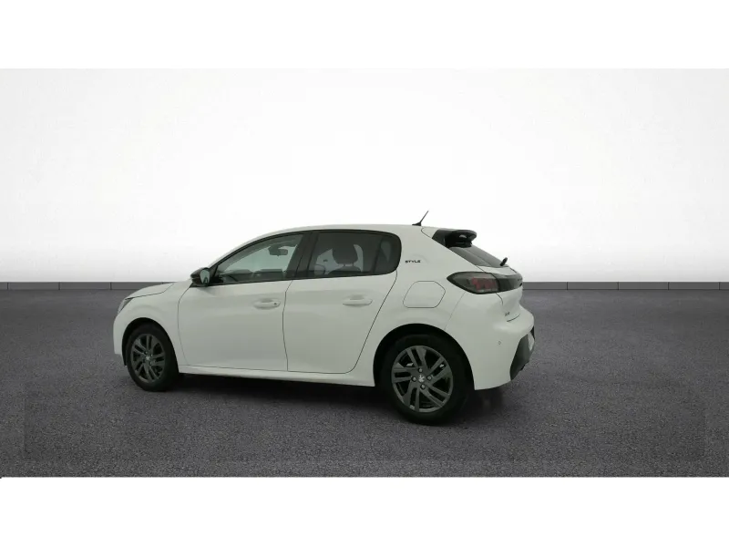 Image secondaire du véhicule 6