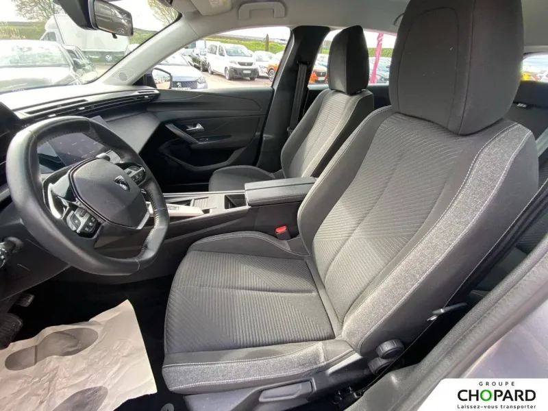 Image secondaire du véhicule 10