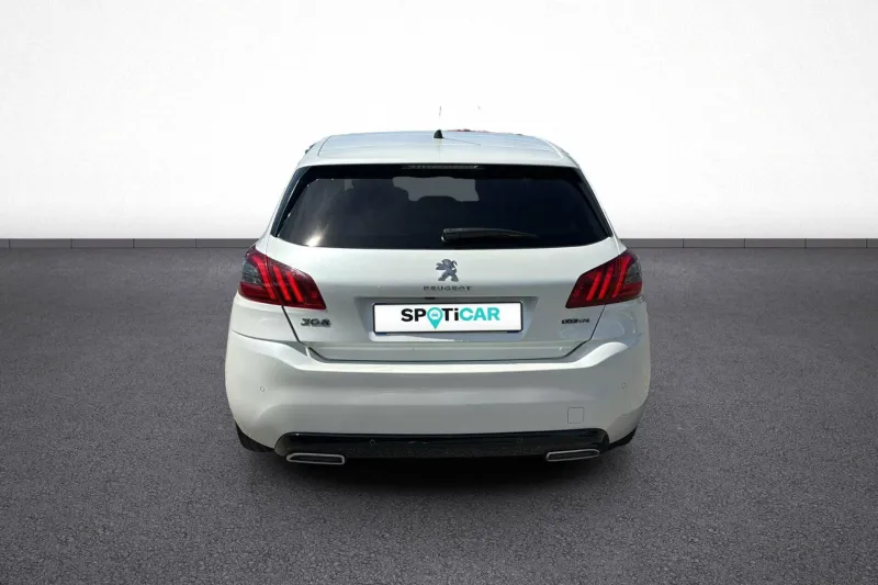 Image secondaire du véhicule 6