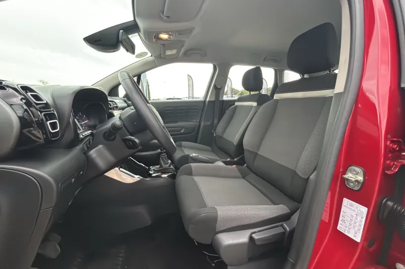 Image secondaire du véhicule 6