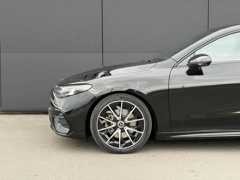 Image secondaire du véhicule 8