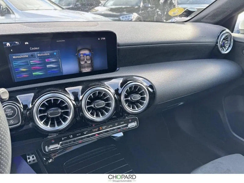 Image secondaire du véhicule 9