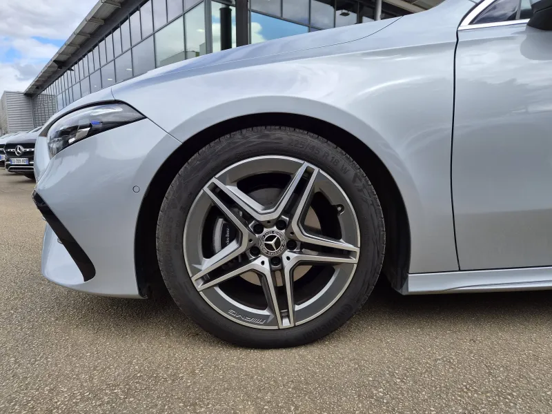 Image secondaire du véhicule 5