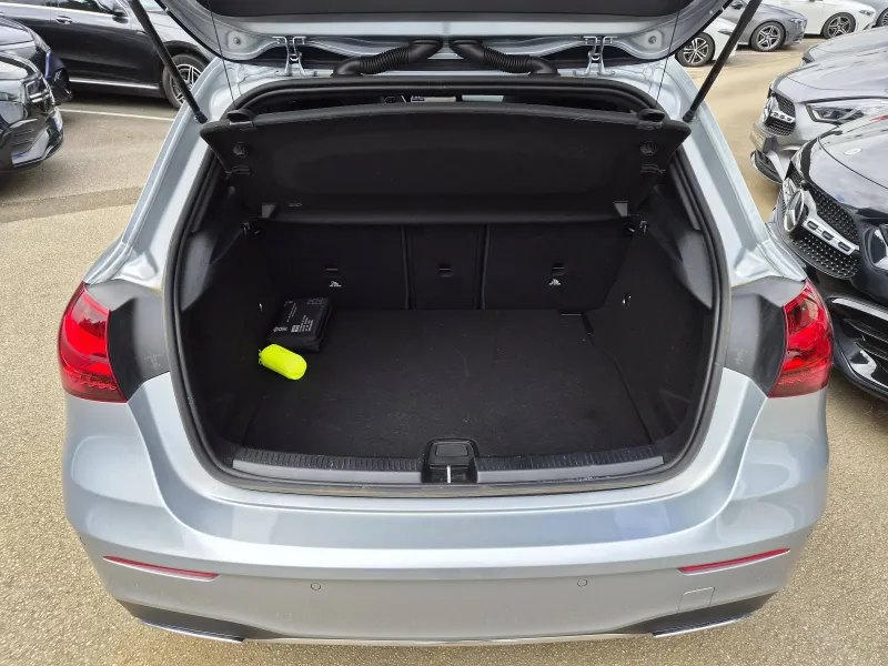 Image secondaire du véhicule 9