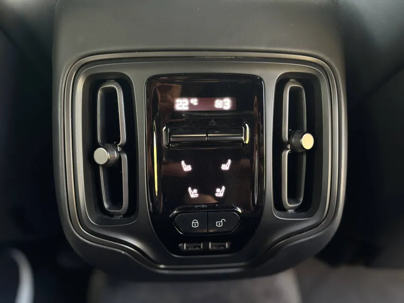 Image secondaire du véhicule 5