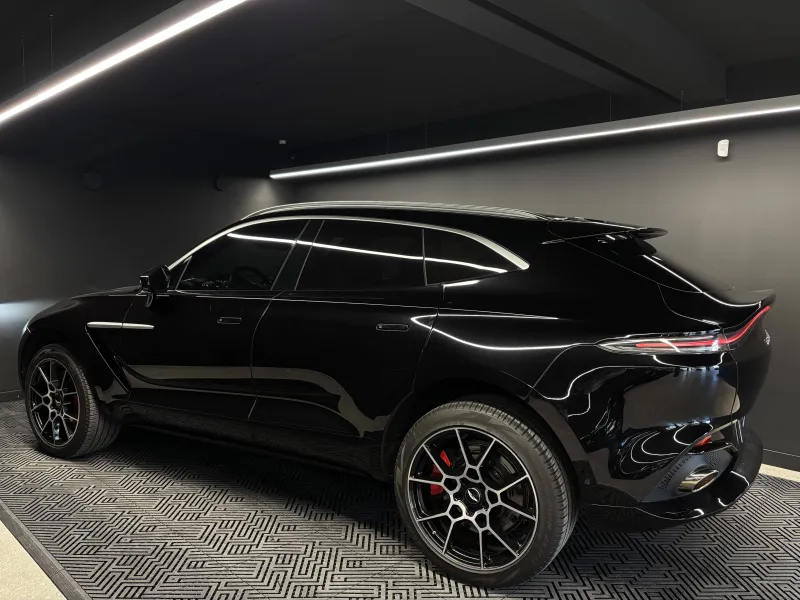 Image secondaire du véhicule 9