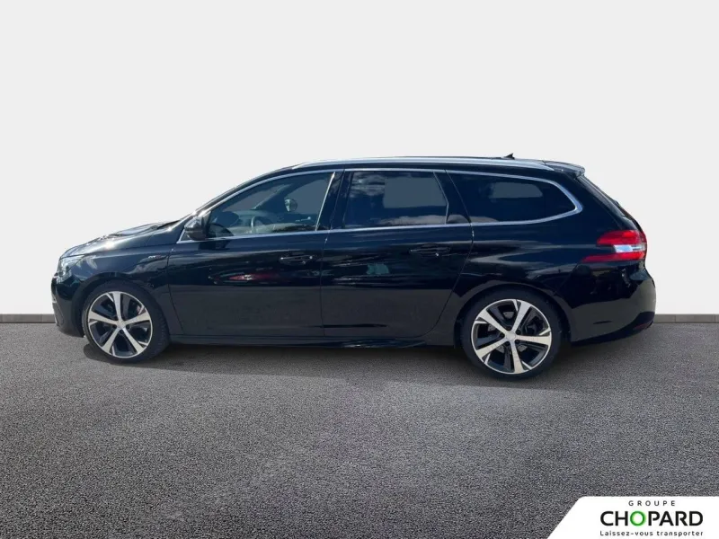 Image secondaire du véhicule 10