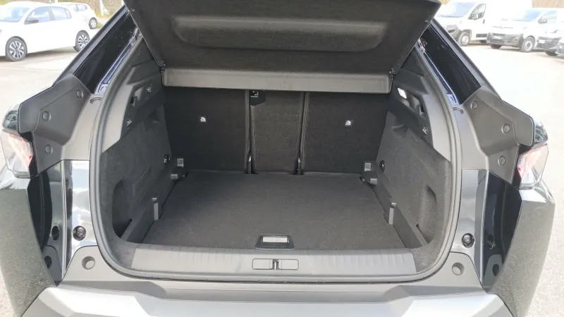 Image secondaire du véhicule 10