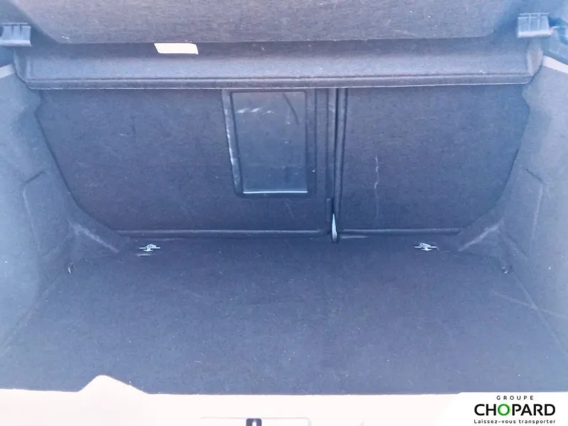 Image secondaire du véhicule 9