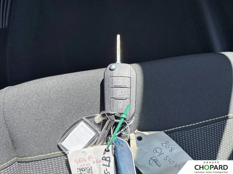 Image secondaire du véhicule 12