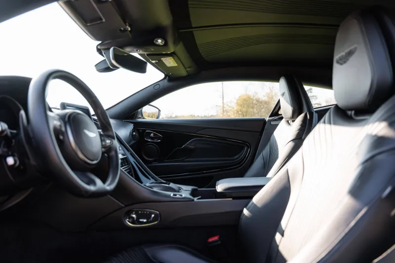 Image secondaire du véhicule 6