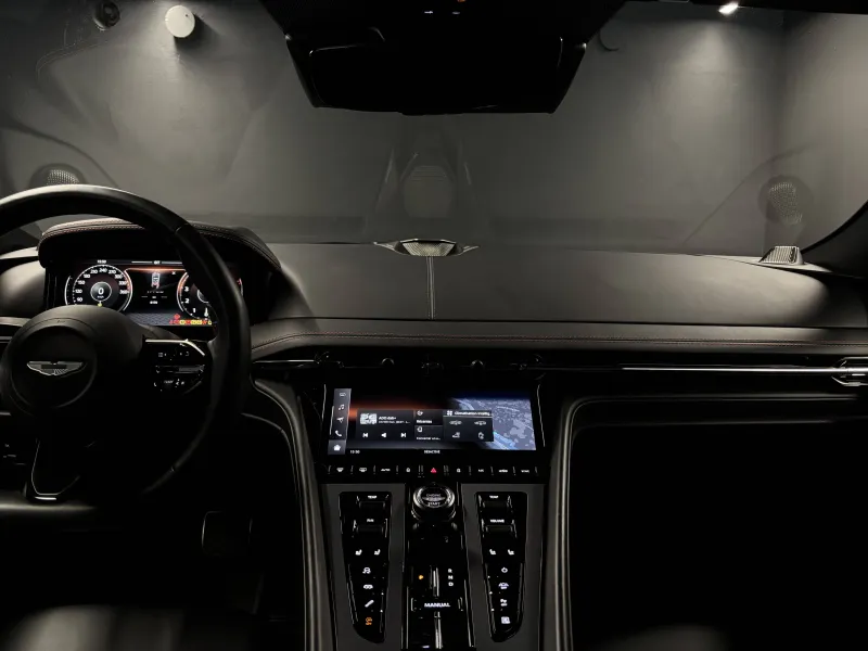 Image secondaire du véhicule 8