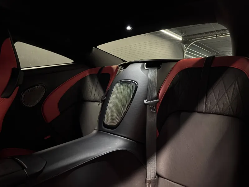 Image secondaire du véhicule 9