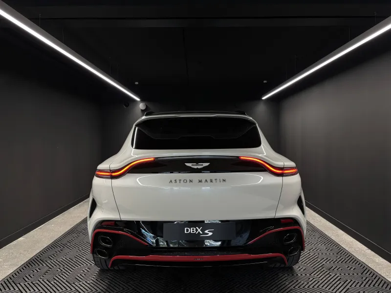 Image secondaire du véhicule 9