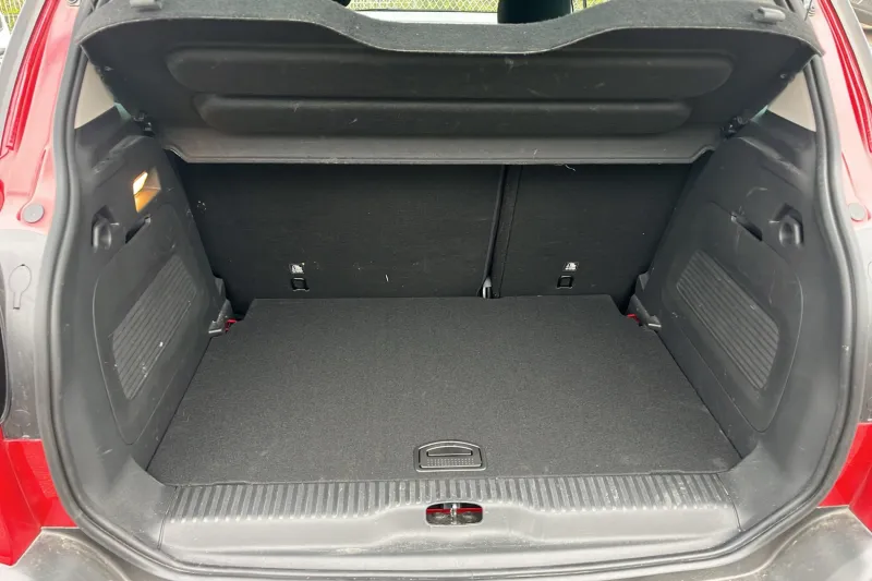 Image secondaire du véhicule 10