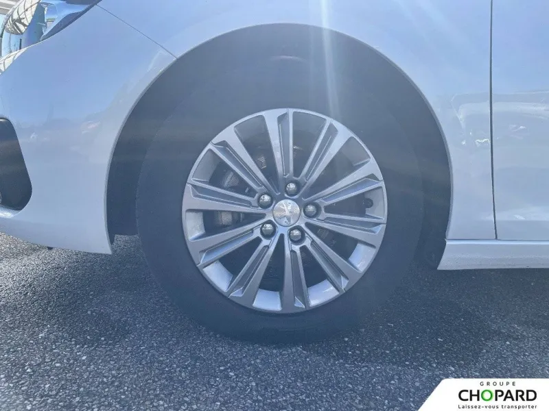 Image secondaire du véhicule 13