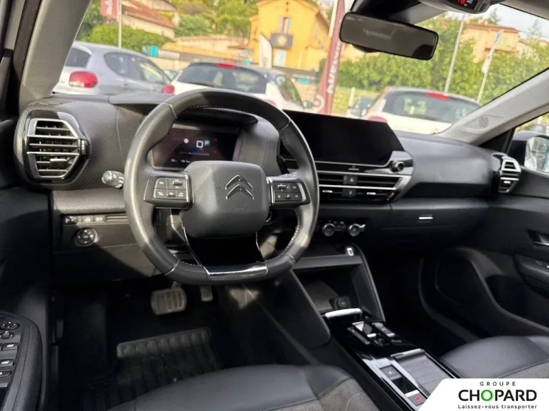 Image secondaire du véhicule 8