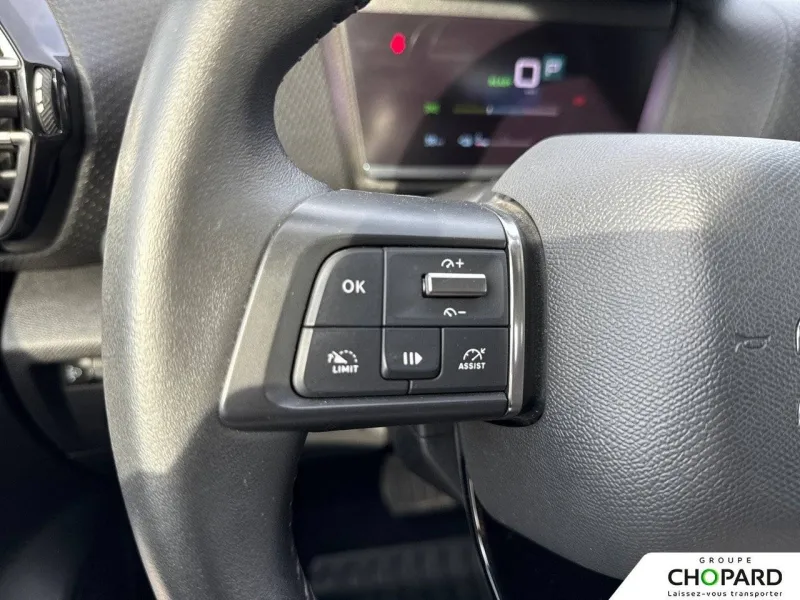 Image secondaire du véhicule 9