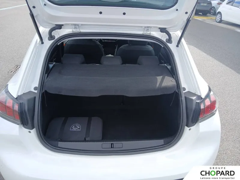 Image secondaire du véhicule 9